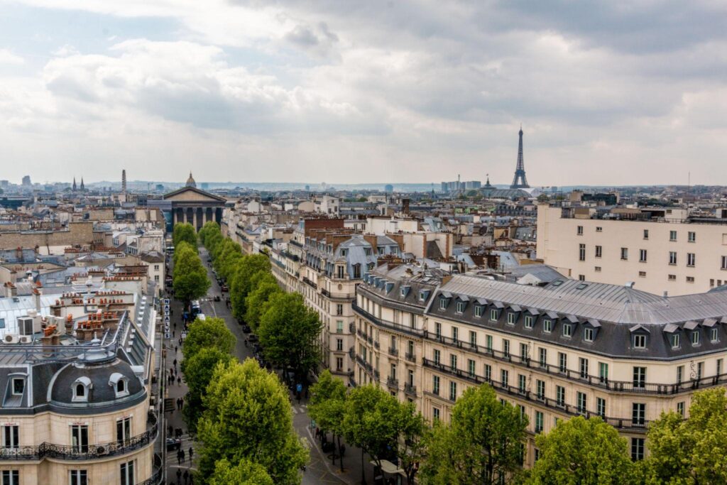Best Time to Visit Paris for Budget Travelers